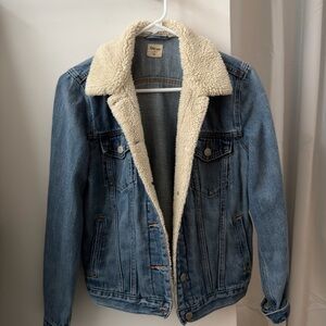 GAP Light Blue Denim Jacket with Soft Cream Lining